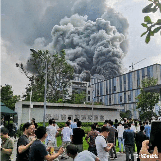 华为|真是意外?华为研发实验室突然起火,整栋楼被烧毁!