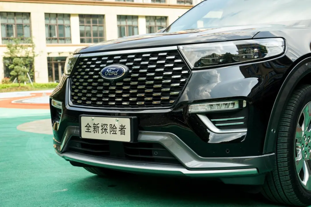 福特探险者@2.3T+10AT，隔音好空间大动力棒！试完新探险者，不考虑汉兰达