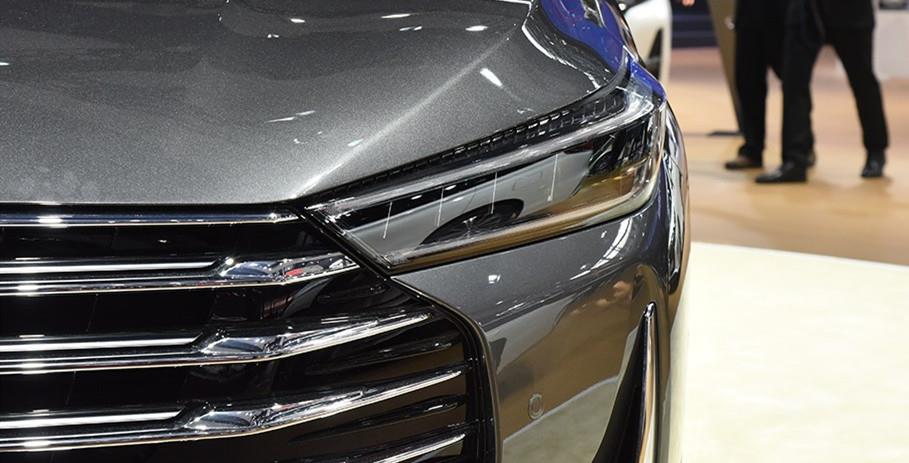 「SUV」嫌雅阁不够美就等它，长超5米配高功2.0T，静如高铁，比君威厚道