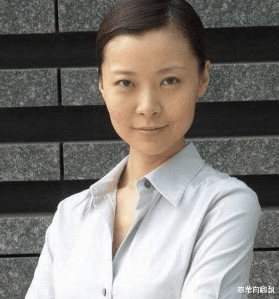 李亚鹏|李亚鹏到底有何魅力？4个前任都是女神，一个比一个漂亮！