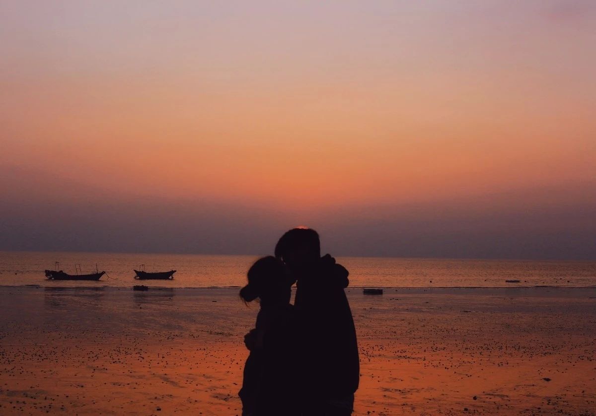 「双鱼座」三月底，牵肠挂肚，一再试探，旧情未沉，终会收获爱情