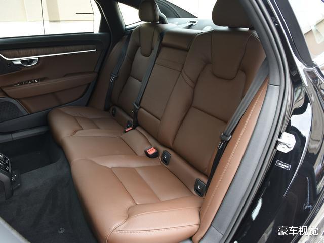 林肯|手握40万不知买啥车？两款SUV、3款轿车，最快百公里破5秒