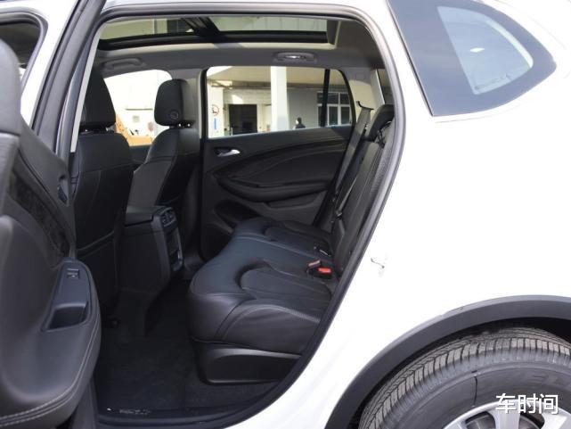 丰田卡罗拉|最成功的特供SUV，30天大卖16446台，跌至15万，完胜CRV