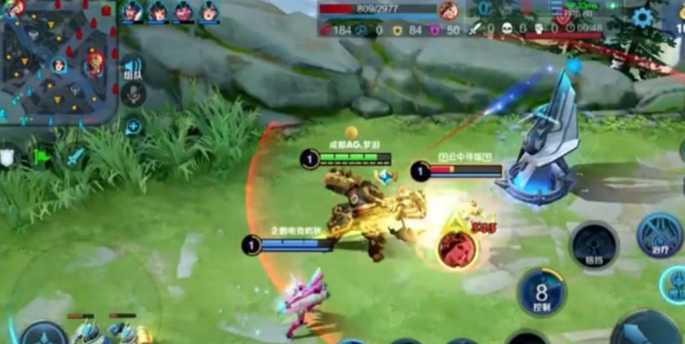 「梦泪」看到梦泪选出的英雄队友直接慌了，梦嫂直言：他绝不会再玩第二把！