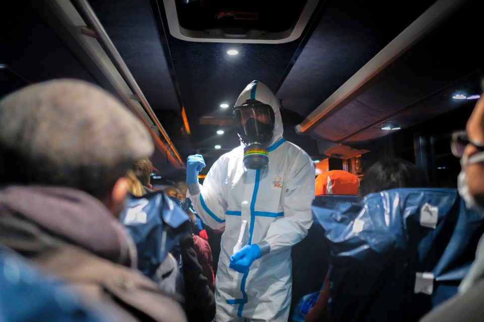 艾伦秀@美芝加哥地区调查去年11月死亡病例 寻找新冠病毒传播证据