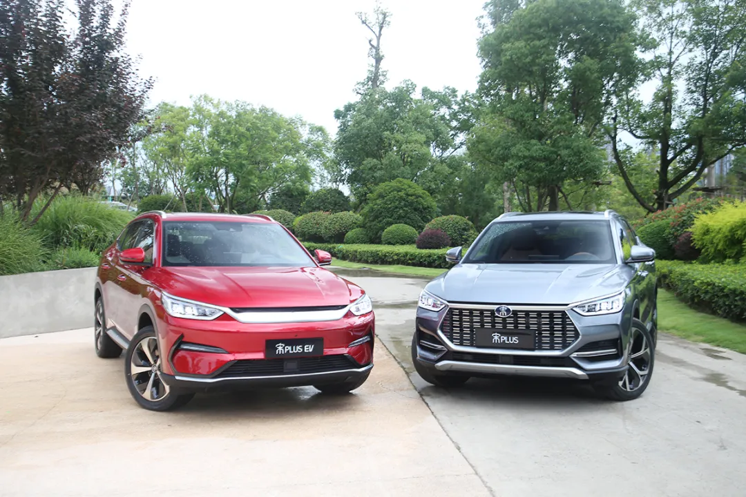 设计师|轴距/尺寸同级最大，高颜值高配置，比亚迪宋PLUS体验