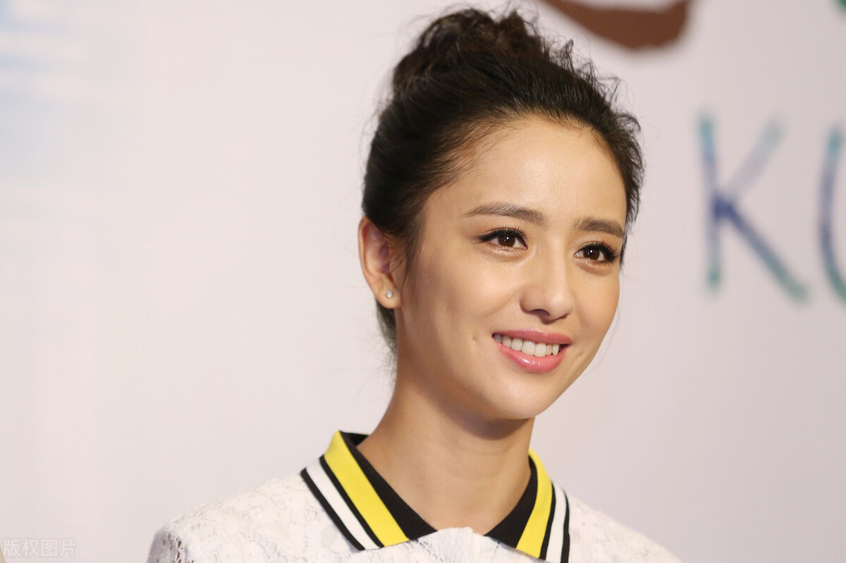 佟丽娅|童谣跟佟丽娅的友谊成过去:不止娱乐圈,见不得你好才是人间常态