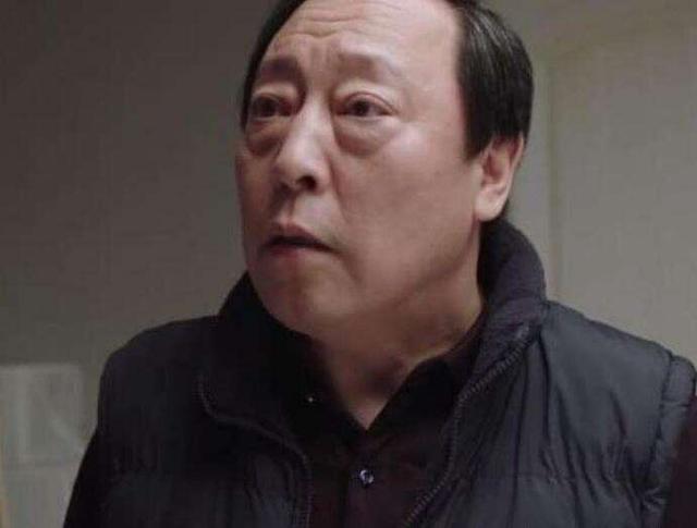 平凡的荣耀|《平凡的荣耀》史上最差男主角，却成了人生赢家，他妈妈到底是谁