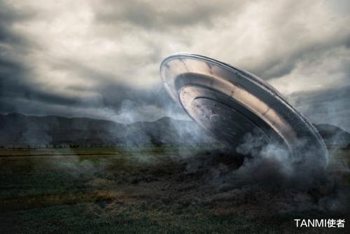 #外星人#江西一景区发现大量“外星人的飞碟”，疑似从太空坠落，距今有上亿年