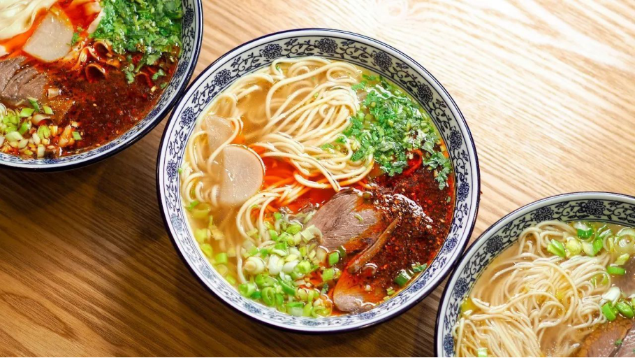 快餐|中国快餐四大巨头合体，麦当劳肯德基地位不保，看到这些你就懂了