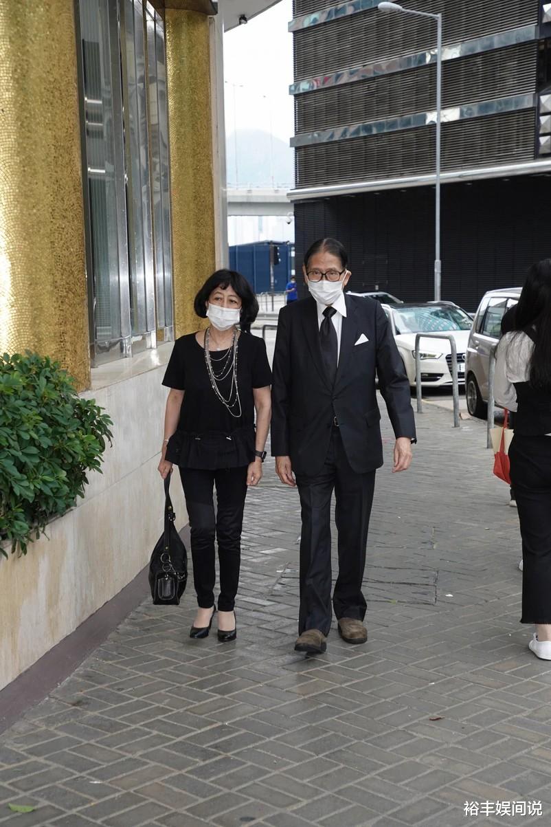 霍启刚|霍英东原配吕燕妮设灵！政商界大咖云集，从霍启刚站位看出其地位