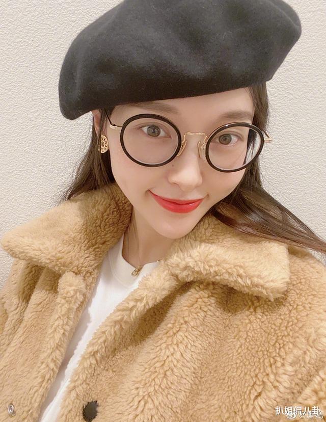 唐嫣:唐嫣迟迟不公开龙凤胎喜讯,其实是害怕陷入杨幂Baby那样的尴尬境地