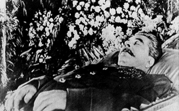 「斯大林」晚年的斯大林多可怜？身边不敢留一个同胞，每天生活在恐惧之中！