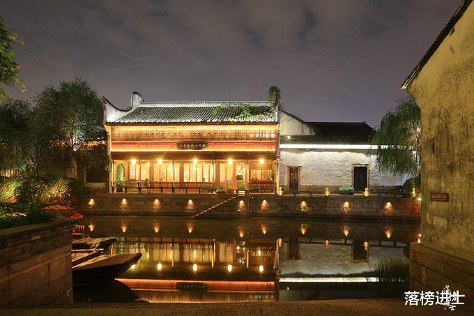 『嘉兴』嘉兴不止有乌镇和西塘，这条街区才是最值得去的地方，夜色好迷人