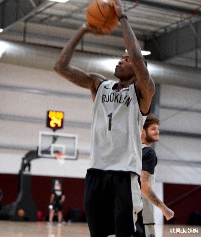 篮网队|疯狂!篮网好消息,火箭喜讯,保罗交易方案出炉,周琦创造历史