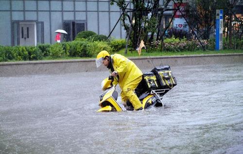 阿里巴巴|马云再出新王牌，或将颠覆传统配送模式，解救困在系统中的骑手？