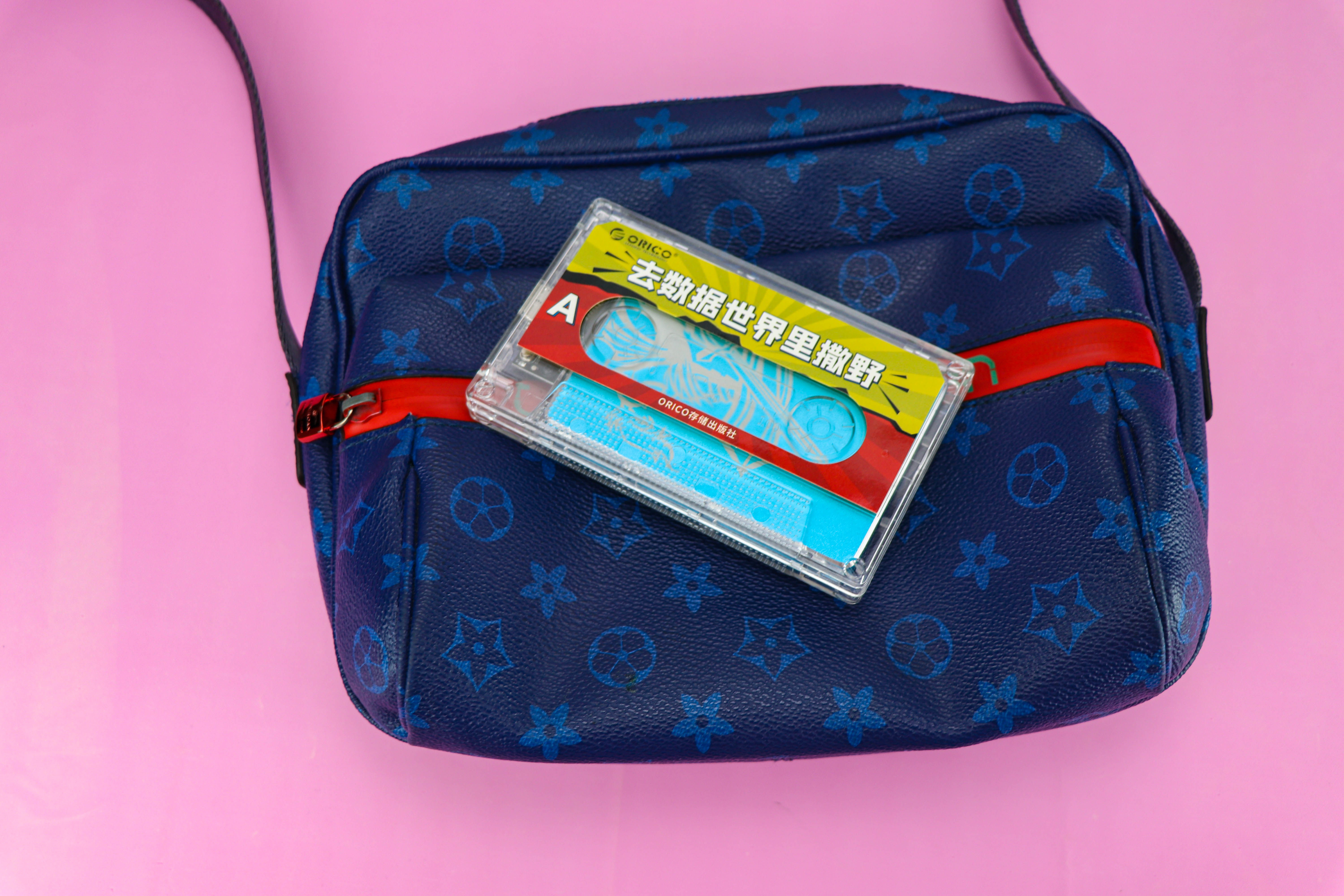 三星|看见就怀念，Orico磁带式移动硬盘盒图赏