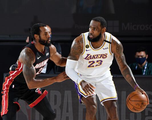 勒布朗·詹姆斯|詹皇25+10+8难换胜利 黑暗末节！连续3次失误狂丢6球他累了？