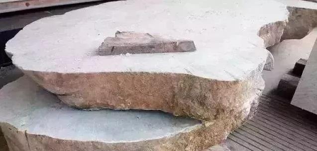 翡翠|翡翠行话一一赌石真的可以“十大九不输”吗？