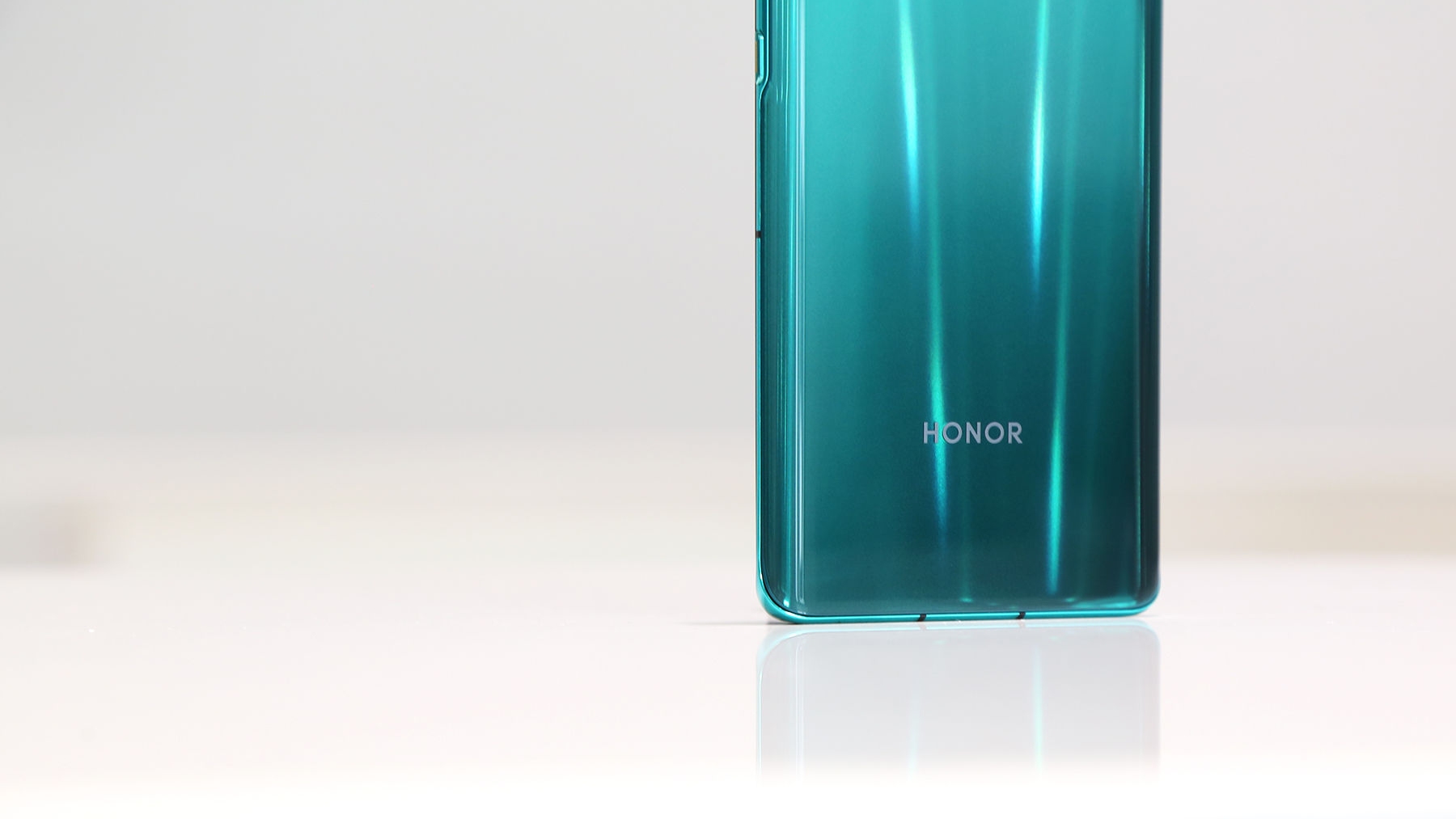 |荣耀30Pro体验：旗舰标杆，颜值与实力兼具