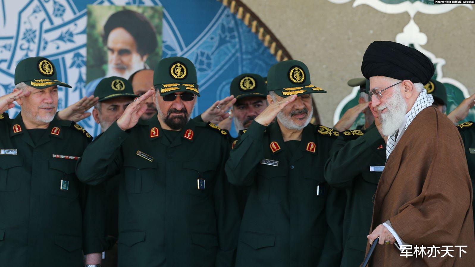 伊朗革命衛隊的綠色制服，簡約明快，配飾極少但絕對威嚴-圖2