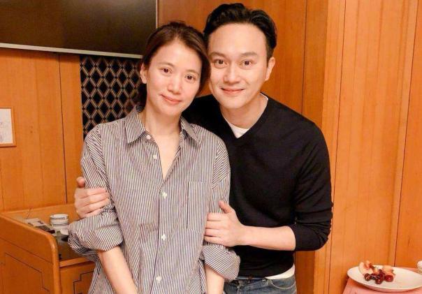 袁咏仪|袁咏仪张智霖相恋27年，恩爱\遮羞布\下，藏着一场双双出轨的大戏