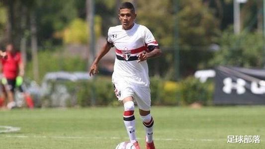 巴塞罗那■巴萨今夏首签曝光！击败英超诸强，超低价敲定新内马尔！