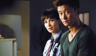 战狼2|因临时加价错过《战狼2》成就卢靖姗,今参演《八佰》再引争议