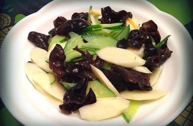 山药|这菜是肠道清洁工，连续吃3天，给肠道来1次大扫除，女性更要多吃