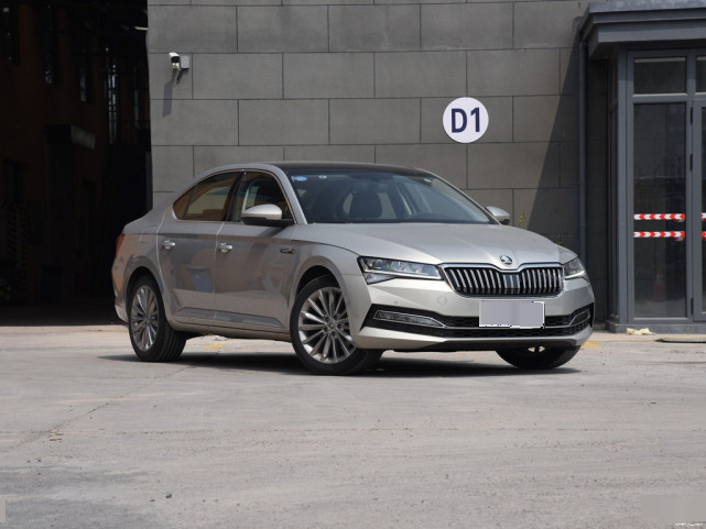 日产轩逸|15万能买什么车？这三款不会让你失望，其中包含奥迪车型