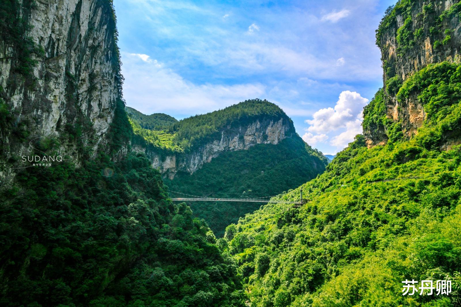 恩施|它夹在武汉、重庆两大火炉之间，被美国CNN评为“中国最美仙境”