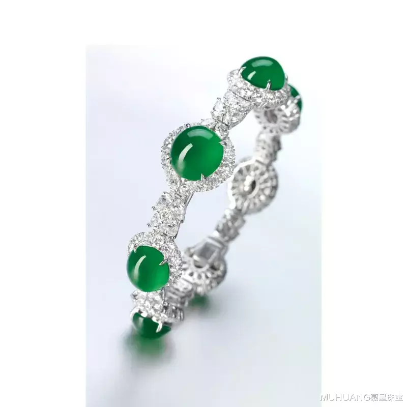 翡翠|2020年四大春拍落槌,翡翠类最高成交高达8070万港元!