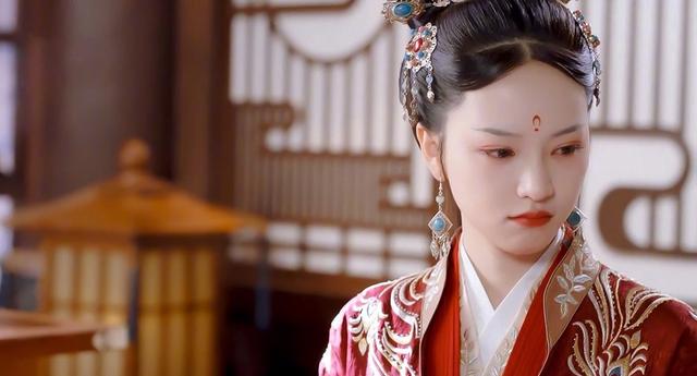 Angelababy|曾是跑男最美路人,baby说她是女神,后因太美被发掘成当红演员