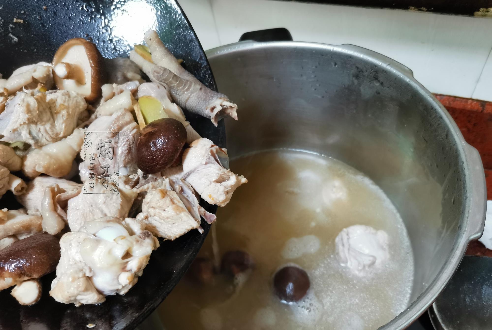 香菇|白露，这碗汤不能少，滋补润燥又鲜美，好喝不上火寓意冬天好身体