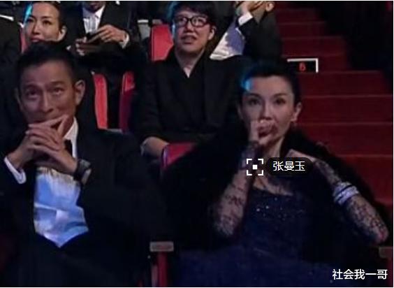 「蔡康永」蔡康永：当众让刘德华难堪，暗讽巩俐是“臭肉”，被黄渤反将一军