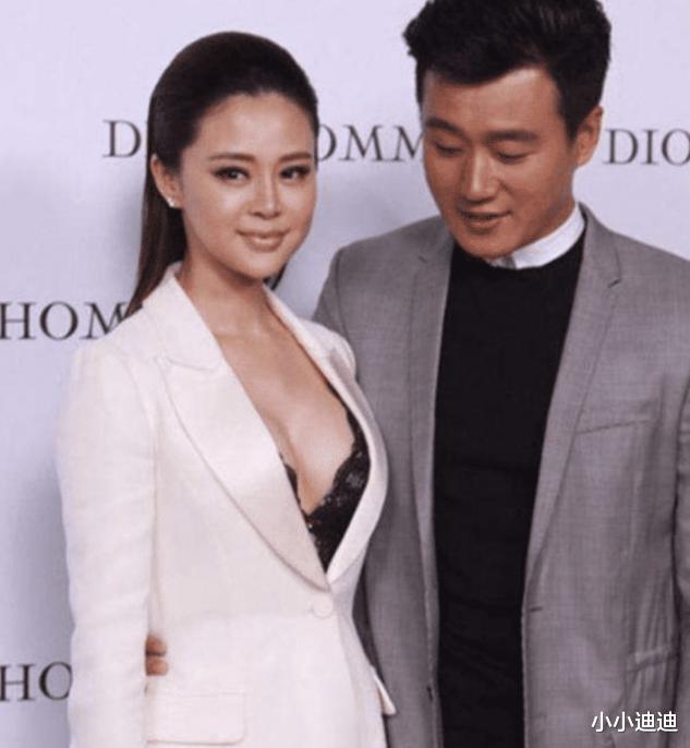 佟大为|?最强师生恋非佟大为莫属，老师9年为其生3孩子，41岁依旧备受宠爱