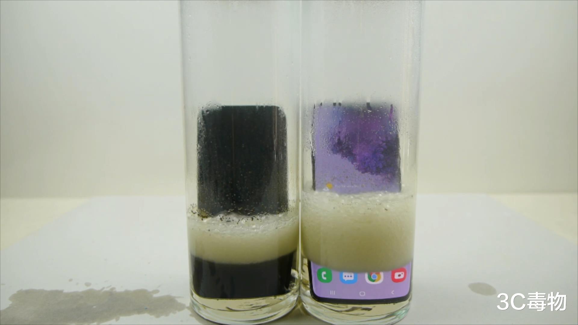 双十一|iPhone12和三星S20耐腐蚀测试：结局反转，果粉又要沸腾了