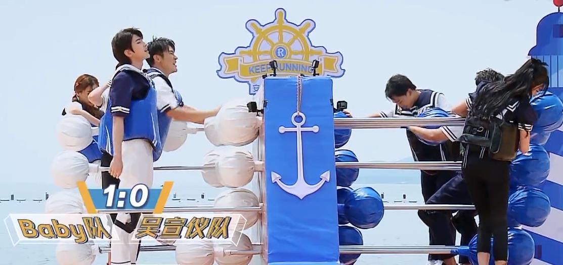 吴宣仪|《奔跑吧》吴宣仪玩游戏差点输掉，有谁注意蔡徐坤的反应，难怪22岁还单身