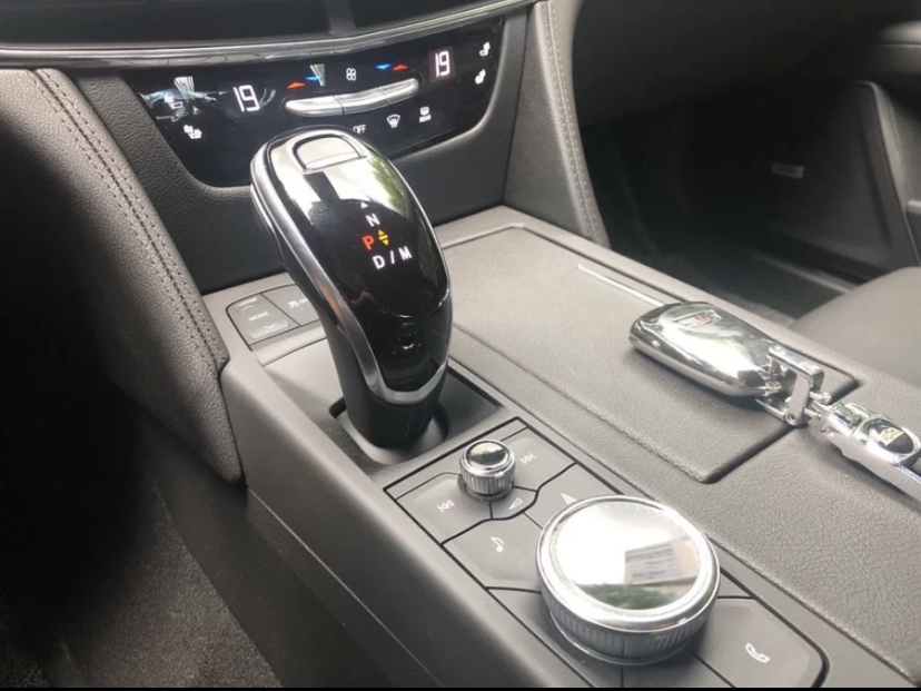 凯迪拉克ct6|爱慕虚荣贷款入手凯迪拉克CT6,如今还款压力大,进退两难!