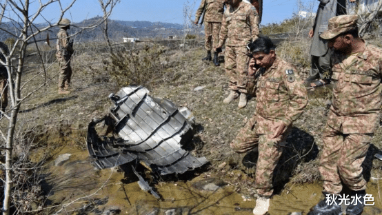 印度|巴铁已被逼至绝境,直接亮出“杀手锏”,数万印度大军慌忙后撤