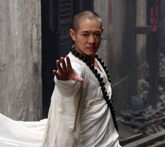 李连杰|李连杰不愿提起的一部电影，为还人情来客串，谁成想变成主角