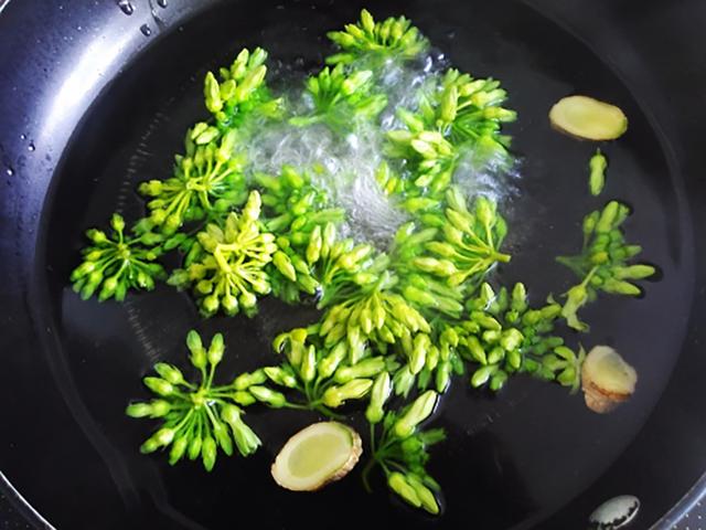 绿豆汤|秋天喝这汤最养人，清爽开胃不油腻，我家隔三差五煮一锅，特鲜美