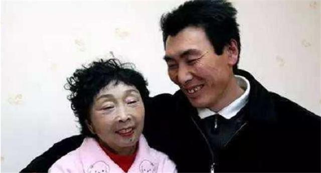 小志的历史观点|24年前，27岁东北小伙为娶59岁老太不惜和父母断绝关系，现今如何