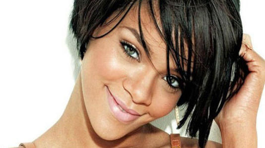 周杰伦：她是全球最富女歌手，也是唱片销量榜第一名，却用化妆品征服世界