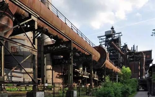 轰炸机|52名飞行员拼死撞毁大坝!上亿吨洪水倾泻而下,3万人睡梦中丧生