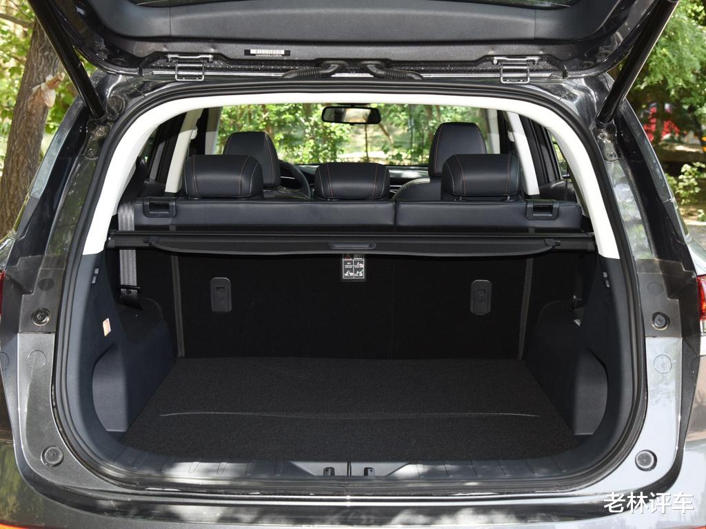 欧尚x7|“中国制造”的骄傲！隔音静如太空，每公里油钱4毛2，关键7.77万