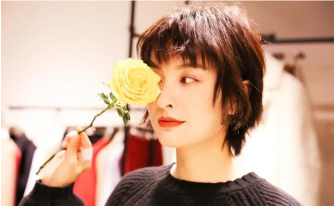 吴昕：吴昕大方公开地下恋情, 兜兜转转还是身边的人。