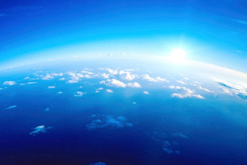 科学家|人类每天承受10吨大气压力，为什么没有被压扁？科学家：已经扁了