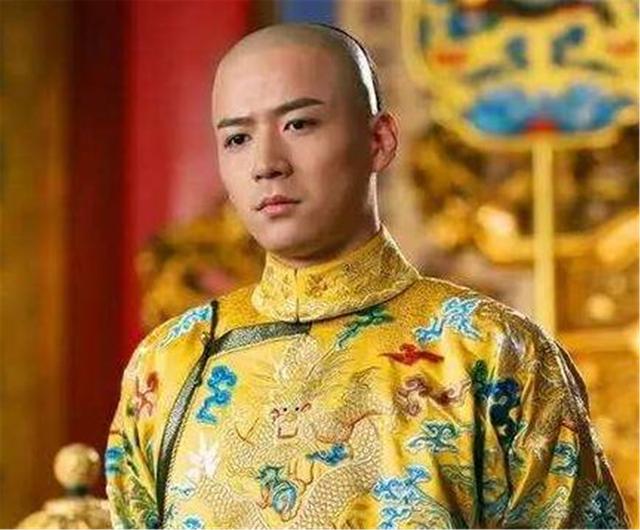 康熙|康熙最长寿的儿子，手握重兵却不去争皇位，70岁还被侄子乾隆器重