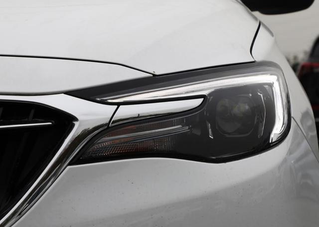 『别克英朗』别克英朗有着五万左右优惠，那选哪一款车型更适合家用呢？